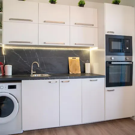 Modern Beautiful Close To The Center * Bratislava