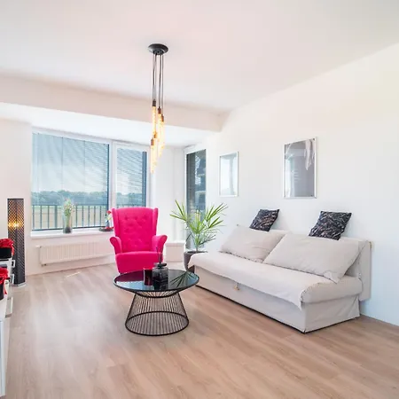 Daire Modern Beautiful Close To The Center Bratislava