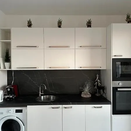 Apartment Modern Beautiful Close To The Center
